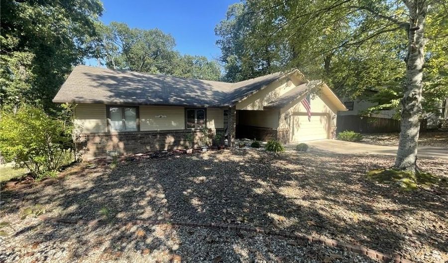 25 N Cerney Ln, Bella Vista, AR 72714 - 3 Beds, 2 Bath