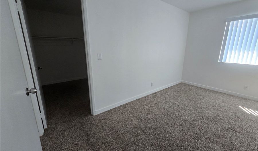 2650 E Park E, Anaheim, CA 92806 - 2 Beds, 1 Bath