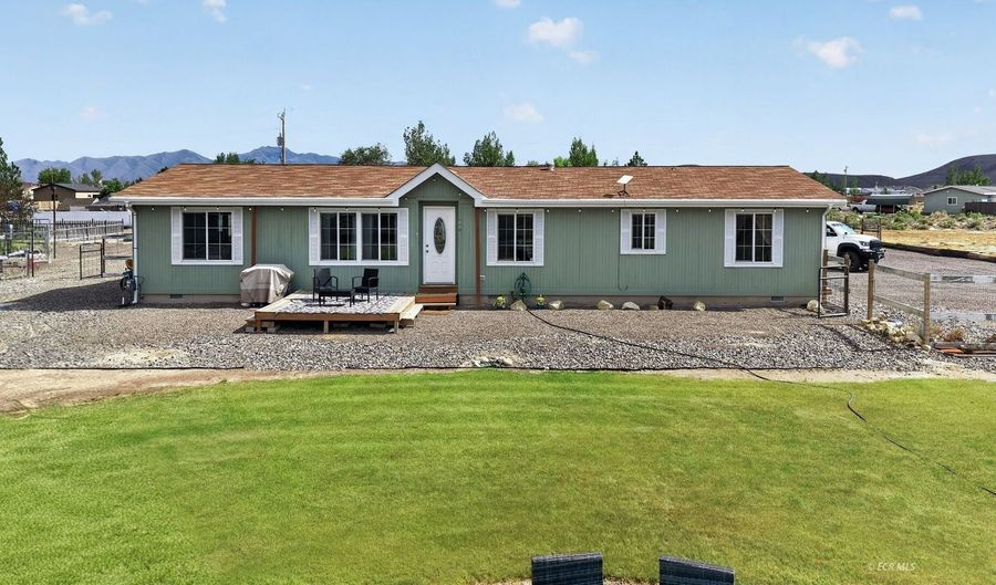 440 Kayci Ave, Battle Mountain, NV 89820 - 4 Beds, 2 Bath