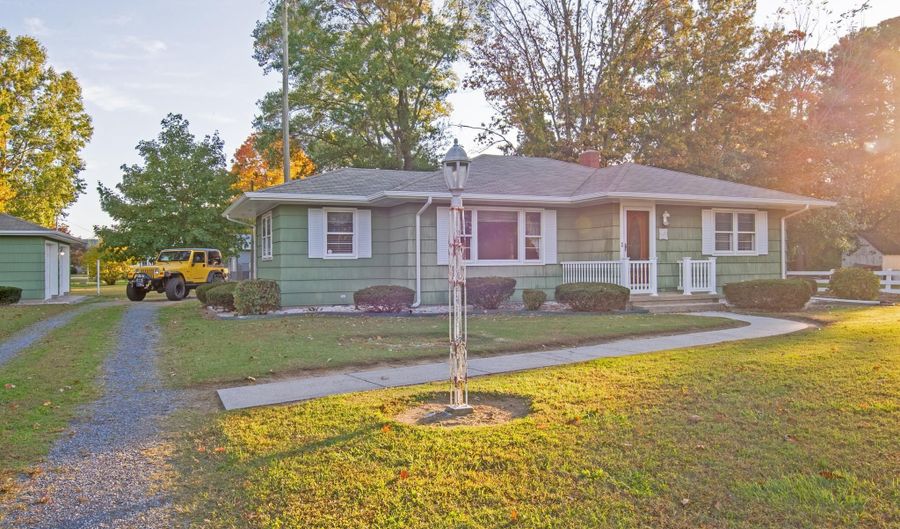 18532 JOHNSON Rd, Lincoln, DE 19960 - 3 Beds, 2 Bath
