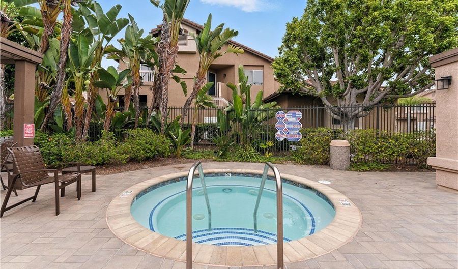 5 Pappagallo, Aliso Viejo, CA 92656 - 2 Beds, 3 Bath