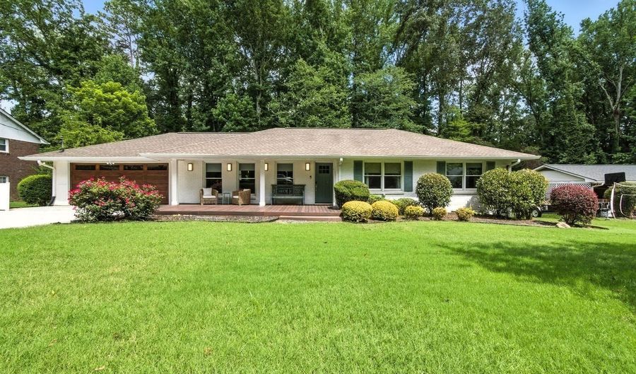 184 Cold Creek Dr, Alpharetta, GA 30009 - 3 Beds, 2 Bath