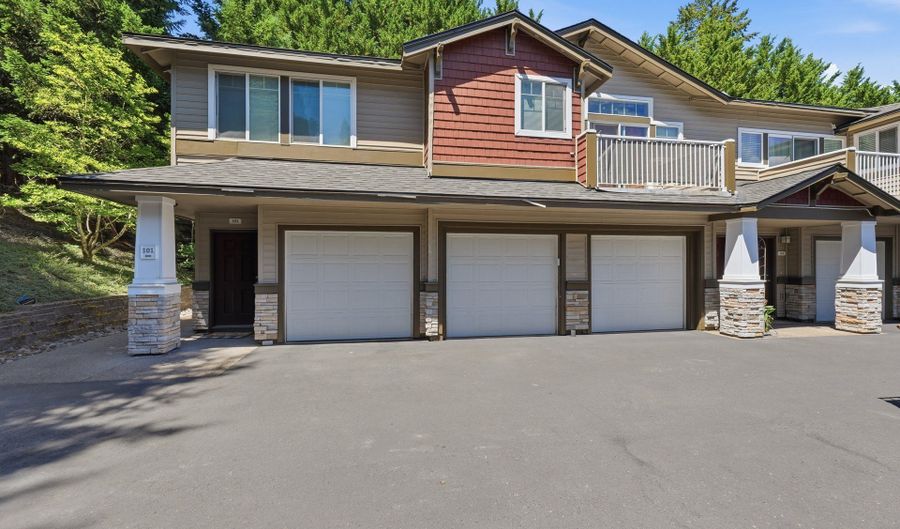 14905 SW SANDHILL Loop 101, Beaverton, OR 97007 - 2 Beds, 2 Bath