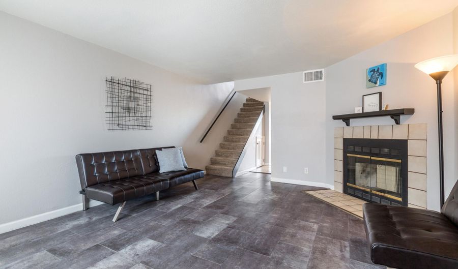 3301 Monroe St NE E47, Albuquerque, NM 87110 - 2 Beds, 3 Bath