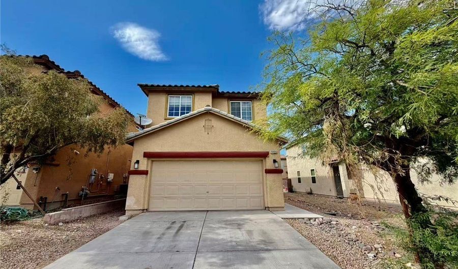 6486 W Eldorado Ln, Las Vegas, NV 89139 - 5 Beds, 3 Bath