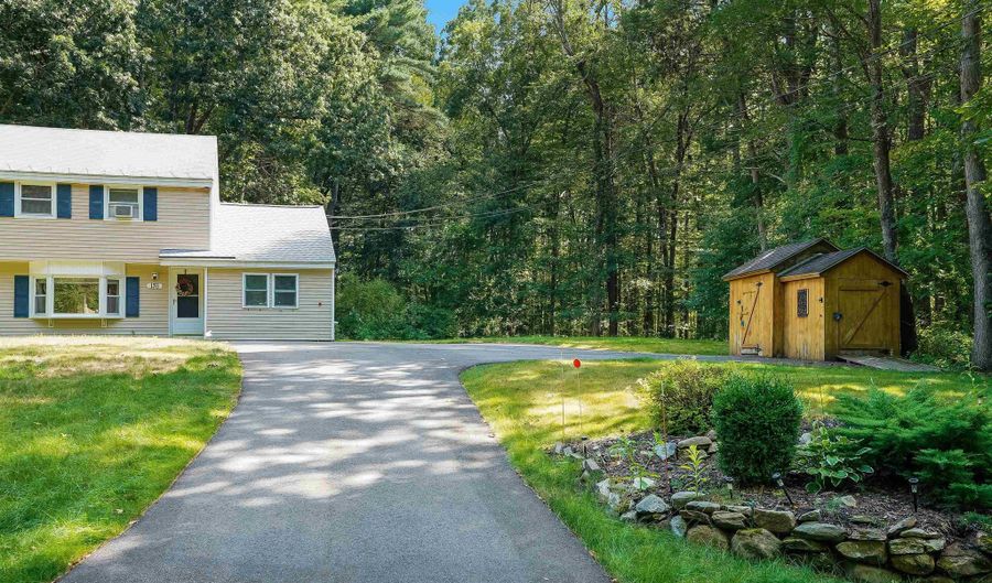 13 B Deerwood Dr 13B, Amherst, NH 03031 - 2 Beds, 2 Bath