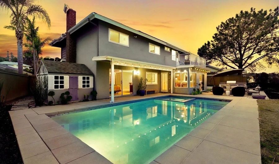 768 Sonrisa St, Solana Beach, CA 92075 - 4 Beds, 3 Bath