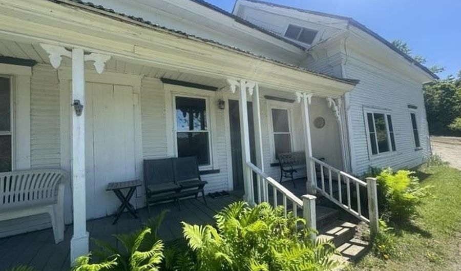 3491 County Rd, Albany, VT 05875 - 4 Beds, 1 Bath