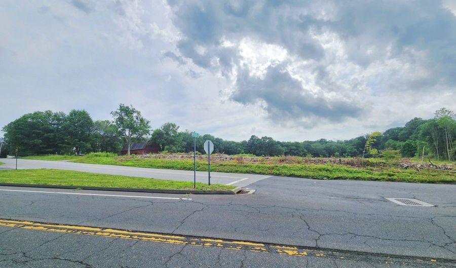 10 West Rd, Colchester, CT 06415 - 0 Beds, 0 Bath