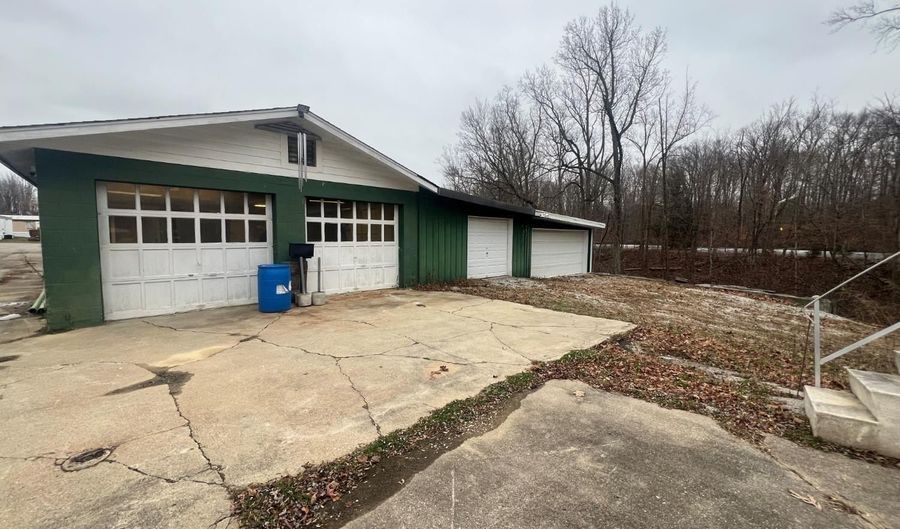 1121 State Road 46 W, Batesville, IN 47006 - 0 Beds, 0 Bath