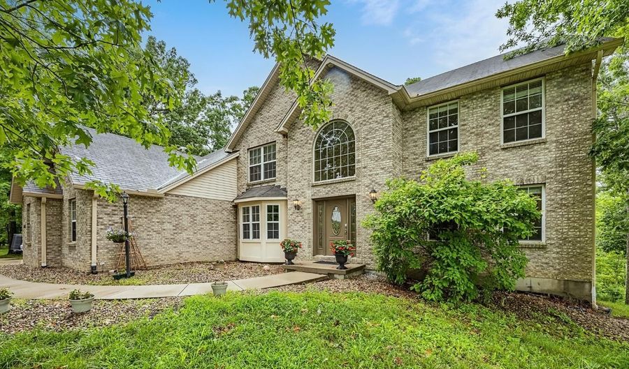 16365 Jeannie Dr, Aurora, IN 47001 - 4 Beds, 3 Bath
