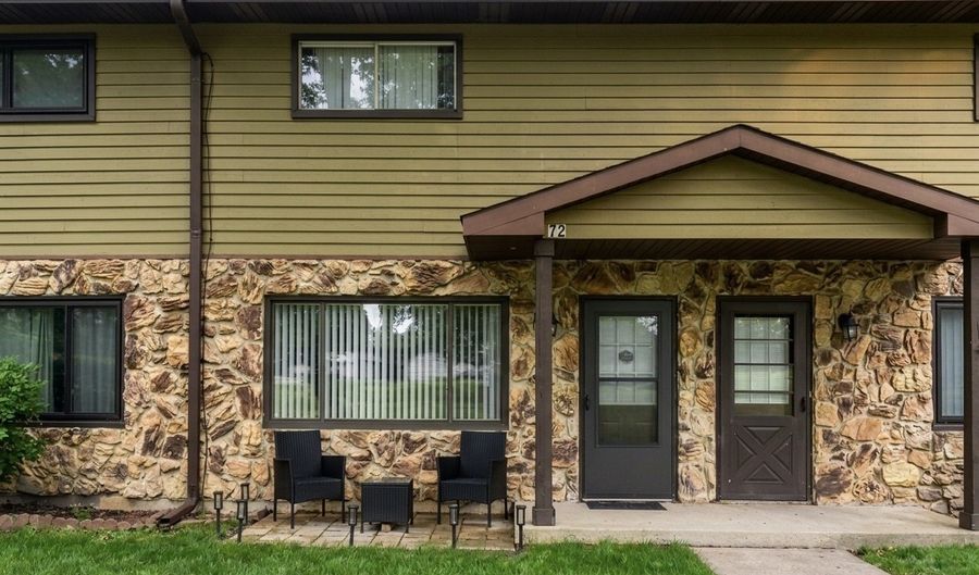 72 S Ruga Ct, Addison, IL 60101 - 3 Beds, 2 Bath
