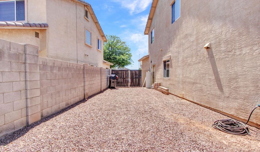 313 S 117TH Dr, Avondale, AZ 85323 - 5 Beds, 3 Bath