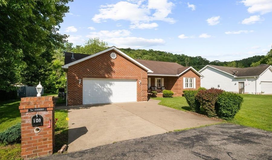 108 Lock Ln, Alum Creek, WV 25003 - 3 Beds, 2 Bath