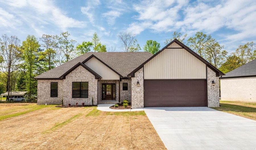 222 Michelle Dr, Beebe, AR 72012 - 4 Beds, 2 Bath