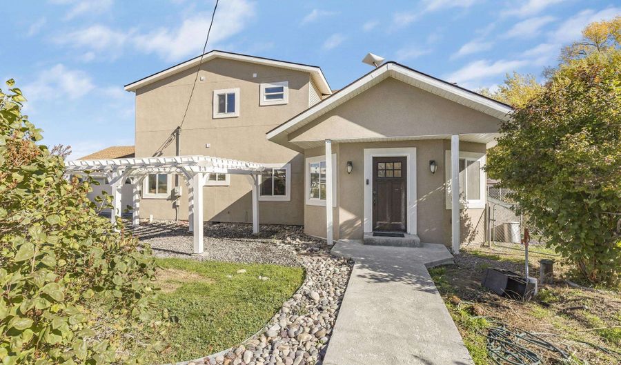 168 HWY 91, Blackfoot, ID 83221 - 5 Beds, 4 Bath