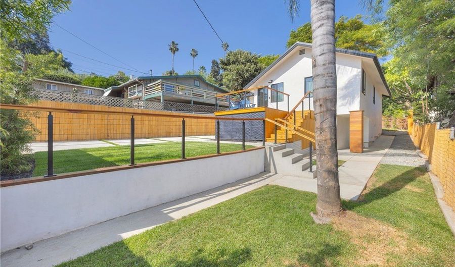 351 Vista Pl, Los Angeles, CA 90042 - 3 Beds, 2 Bath