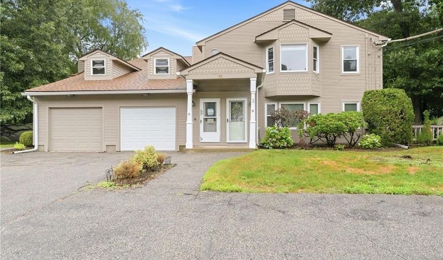 38 Stone Trl B, North Providence, RI 02904 - 2 Beds, 2 Bath