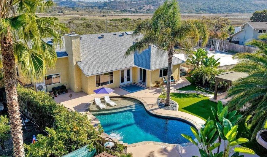 4876 Park Dr, Carlsbad, CA 92008 - 3 Beds, 3 Bath