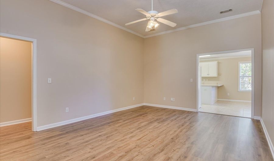 1223 Carriage Dr, Aiken, SC 29803 - 3 Beds, 2 Bath