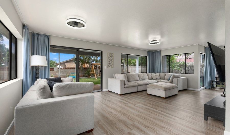92-1354 Kikaha St, Kapolei, HI 96707 - 4 Beds, 3 Bath