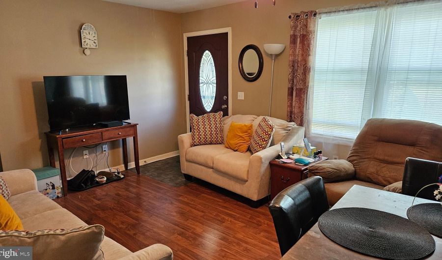 458 EVELYNDALE Dr, Dover, DE 19901 - 3 Beds, 2 Bath