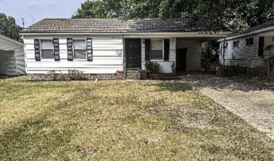 408 Troutt Ave, Benton, AR 72015 - 2 Beds, 1 Bath