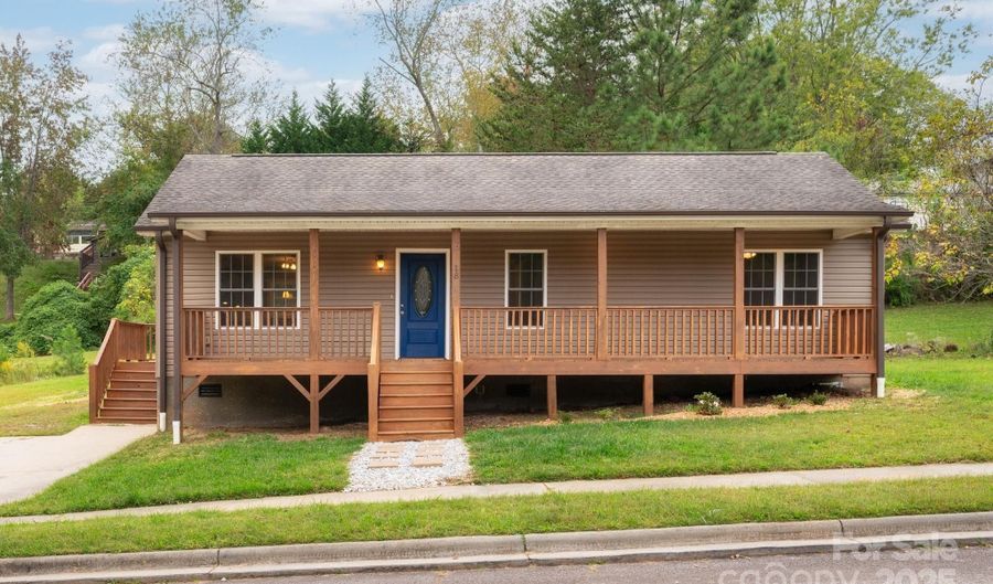 18 Alex Way, Asheville, NC 28806 - 3 Beds, 2 Bath