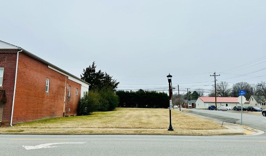 0- Lot 8 MAIN St, Altavista, VA 24517 - 0 Beds, 0 Bath
