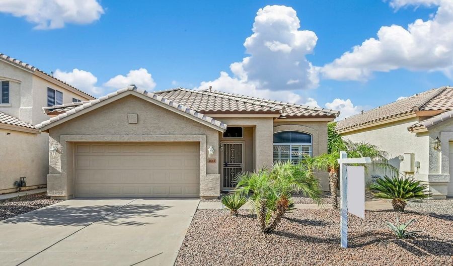 4642 W TOLEDO St, Chandler, AZ 85226 - 3 Beds, 2 Bath