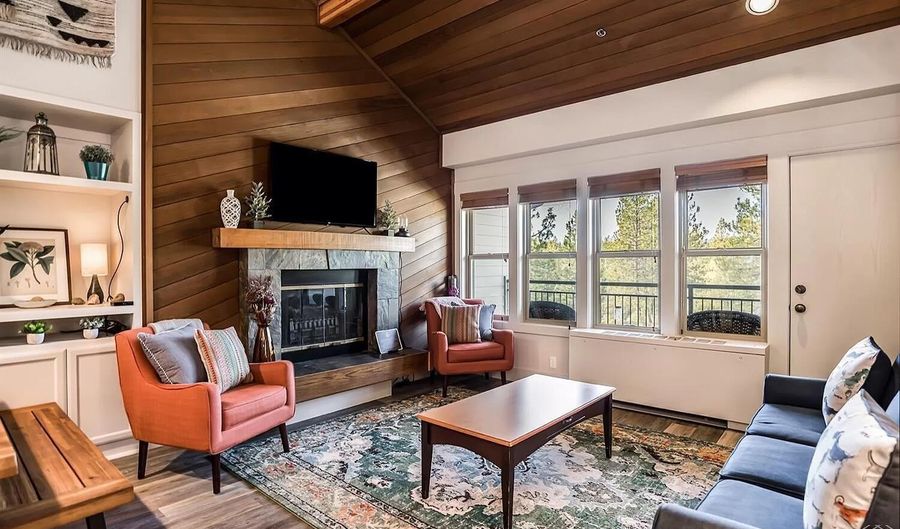 18575 SW Century Dr 1735, 1736, Bend, OR 97702 - 2 Beds, 3 Bath