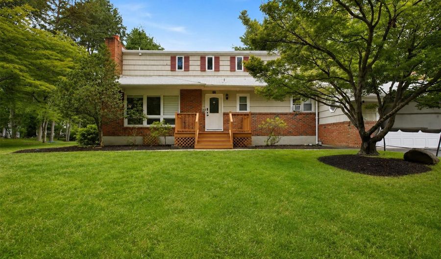 59 Smith Hill Rd, Airmont, NY 10952 - 5 Beds, 3 Bath