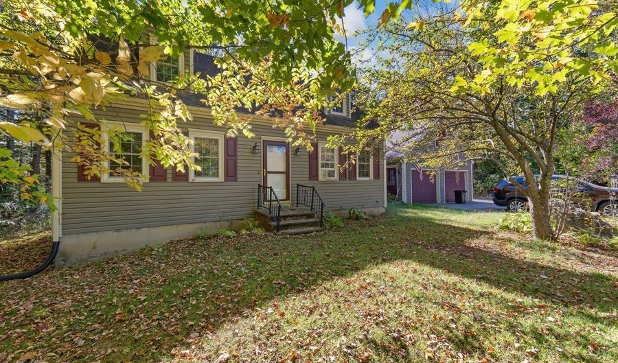 114 Garden Cir, Auburn, ME 04210 - 3 Beds, 2 Bath