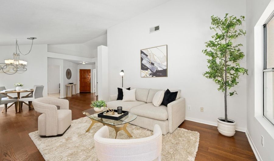 3867 King St, La Mesa, CA 91941 - 3 Beds, 2 Bath