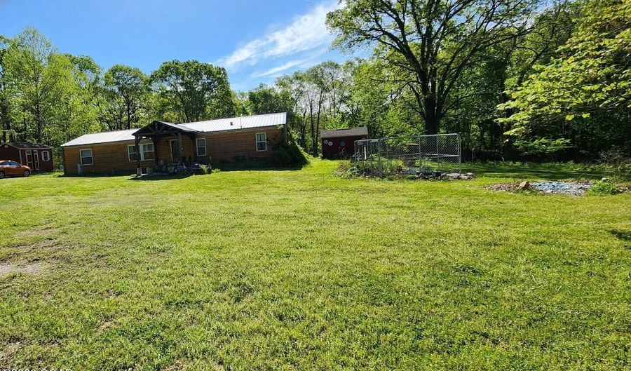 11295 SE 80th St, Baxter Springs, KS 66713 - 3 Beds, 2 Bath