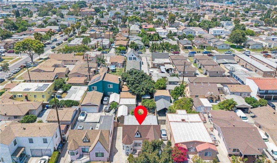 8177 Evergreen Ave, South Gate, CA 90280 - 3 Beds, 1 Bath