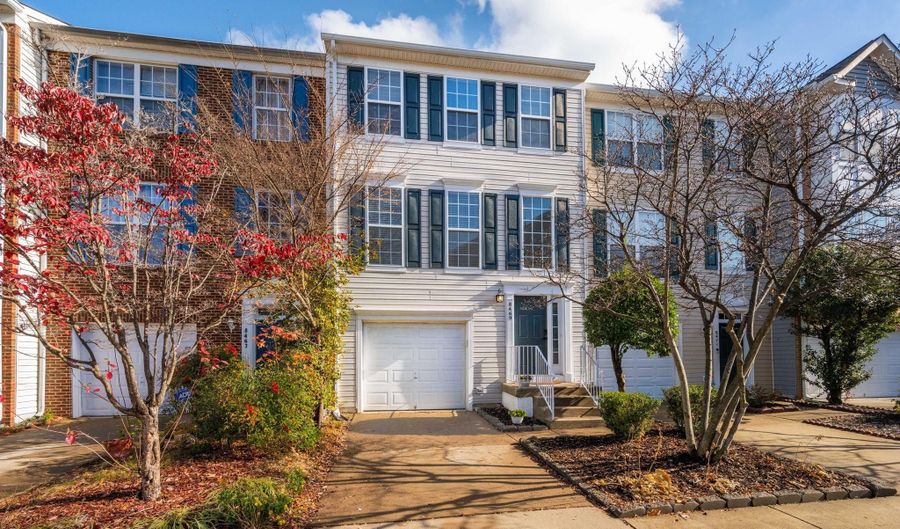 8469 BYERS Dr, Alexandria, VA 22309 - 3 Beds, 4 Bath