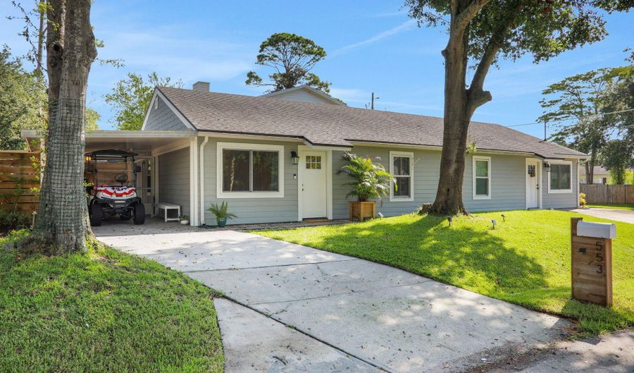 553 DAVID St, Atlantic Beach, FL 32233 - 2 Beds, 1 Bath