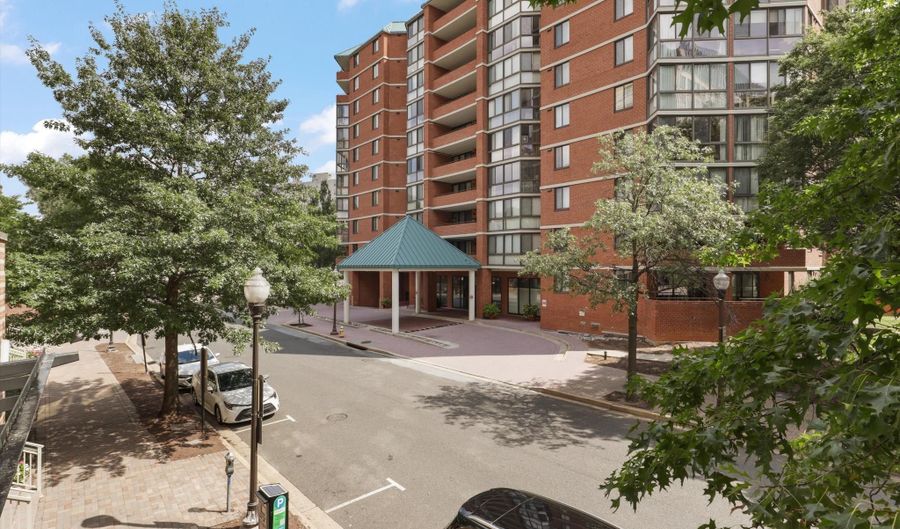1001 N RANDOLPH St 715, Arlington, VA 22201 - 1 Beds, 1 Bath