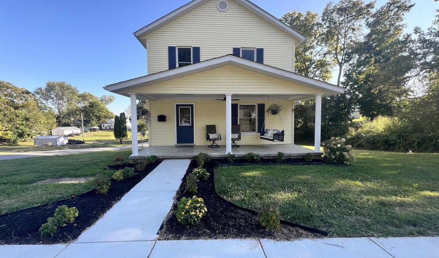 602 17th St, Bedford, IN 47421 - 4 Beds, 2 Bath