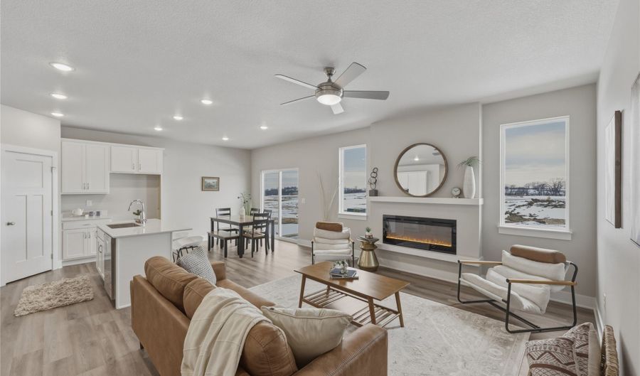 2308 Chan Dr, Adel, IA 50003 - 5 Beds, 3 Bath
