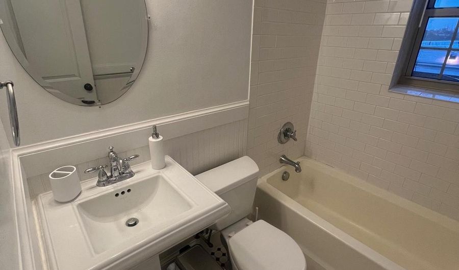 820- A WASHINGTON St 327, Alexandria, VA 22314 - 0 Beds, 1 Bath