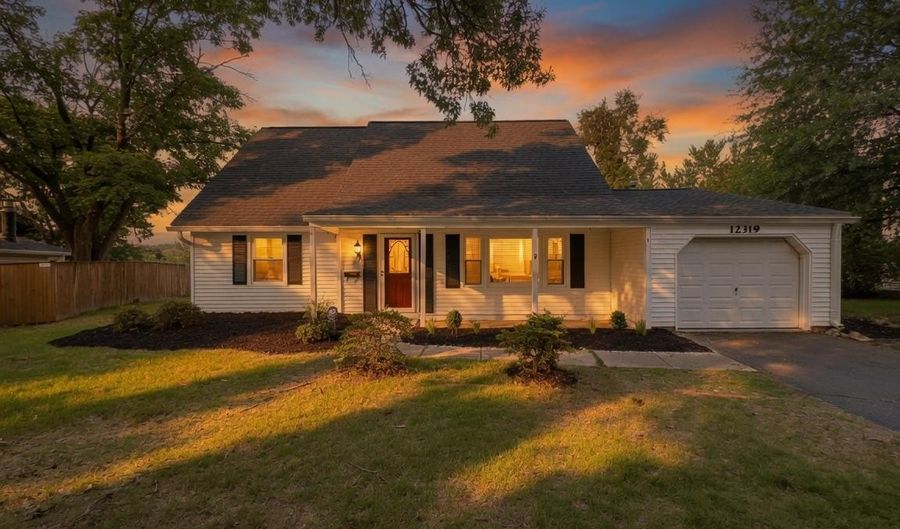 12319 MANVEL Ln, Bowie, MD 20715 - 5 Beds, 2 Bath