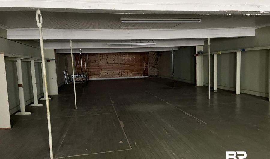 102 S Main St, Atmore, AL 36502 - 0 Beds, 0 Bath