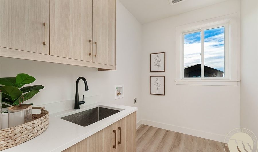 1325 Medinah Pl, Billings, MT 59106 - 4 Beds, 4 Bath