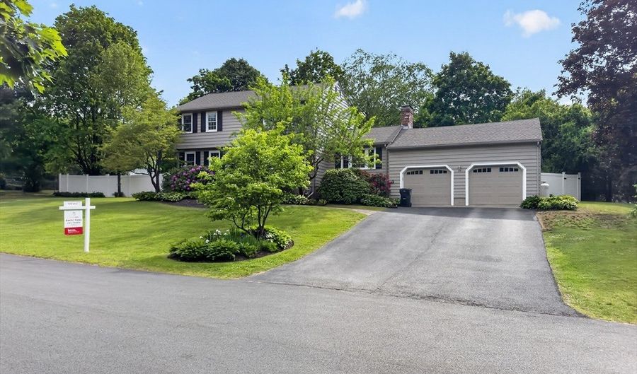 19 Tilton Ln, Andover, MA 01810 - 3 Beds, 3 Bath