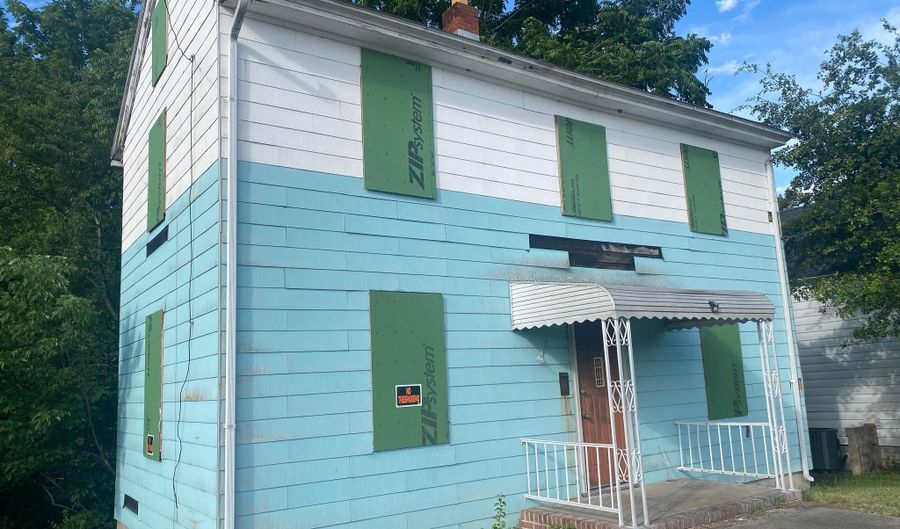 1107 W 6TH St, Laurel, DE 19956 - 3 Beds, 1 Bath