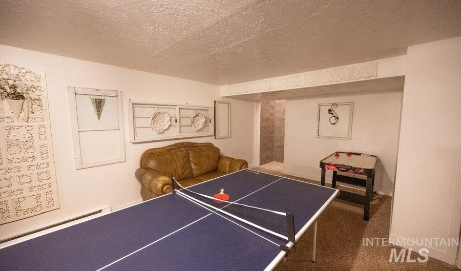 650 W 800 S, Burley, ID 83318 - 7 Beds, 4 Bath