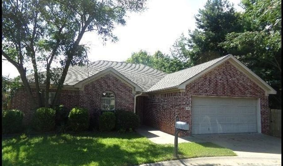 8005 Jasmine Cv, Bauxite, AR 72011 - 3 Beds, 2 Bath