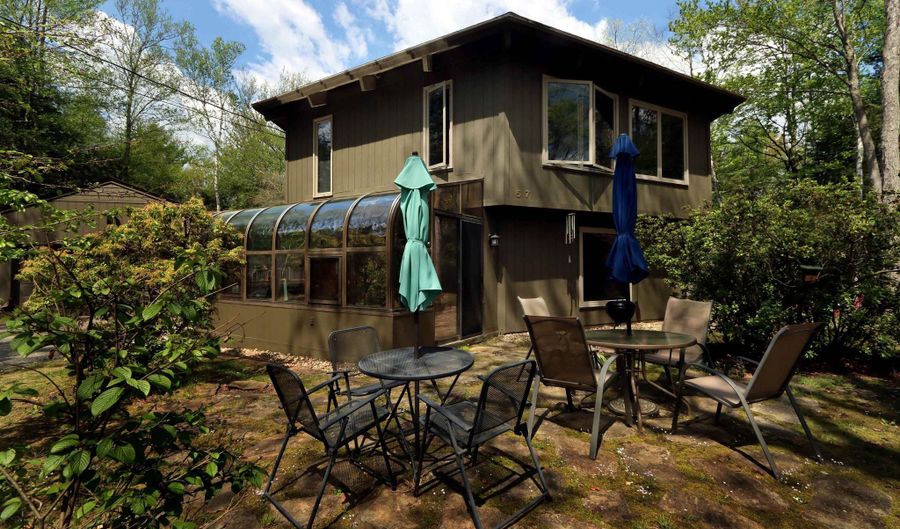 57 Wildwood Rd, Chesterfield, NH 03462 - 3 Beds, 2 Bath